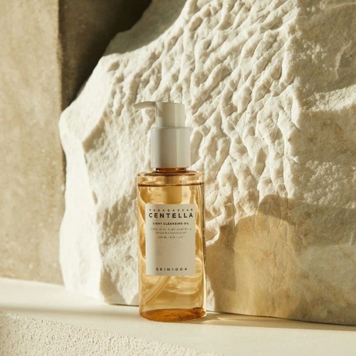 Madagascar Centella Light Cleansing Oil – Έλαιο καθαρισμού και ντεμακιγιάζ με σεντέλα, 200ml